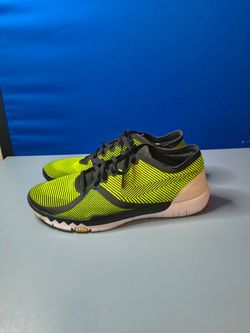 Men's Nike Free Trainer 3.0 V4 Black & Yellow Volt Training Shoes (Size 9.5)