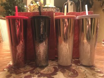 Set of 4 Starbucks 2019 Cascading Snow Tumbler