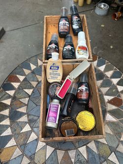 Vintage Griffin Shoe shine box