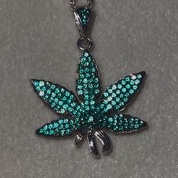Weed Pendant 
