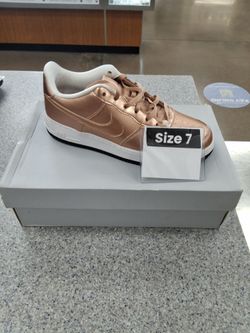 Nike 877083-901 Shoes Size 7 with box