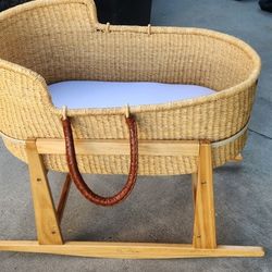 Baby bassinet  Design Dua