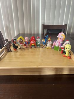 Vintage 1978 Warner Bros Figures