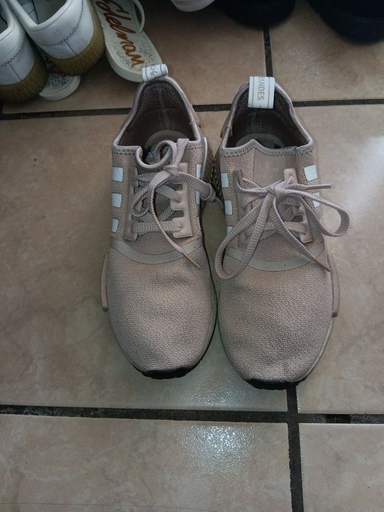 Adidas Eco Boost Size 8