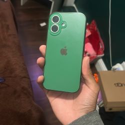 Selling My Gfs Phone 