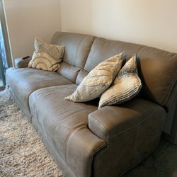Reclining Love seat couch 