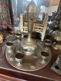 ANTIQUE SET