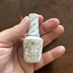 Gelish Top it off soak off gel polish