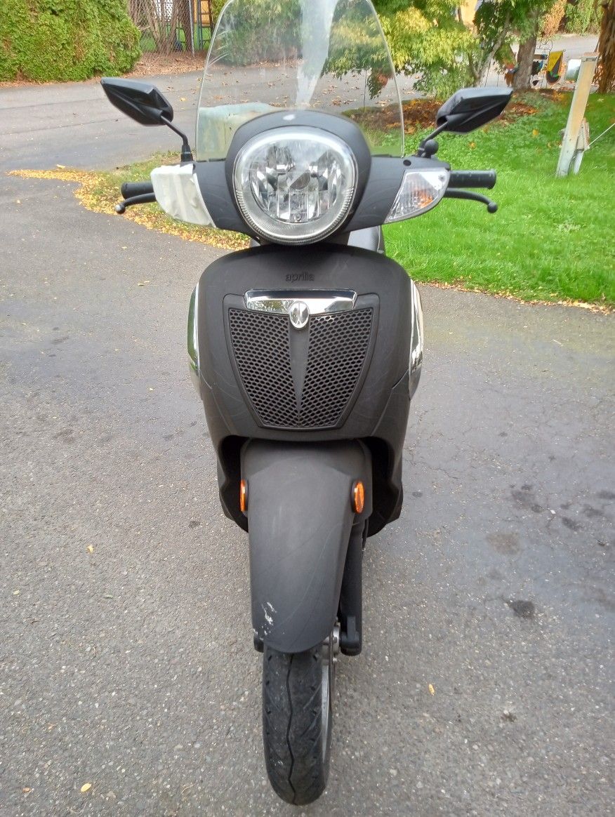 2009 aprilia scarabeo 200 for Sale in Bonney Lake, WA OfferUp
