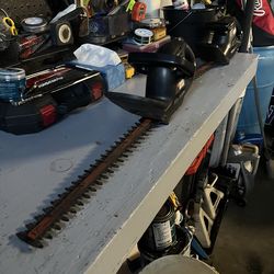 Black and Decker Hedge Trimmer