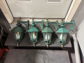 Hanover lantern lights