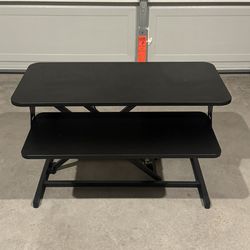 Adjustable Desktop Riser