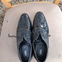 נעליים אלגנטיות 