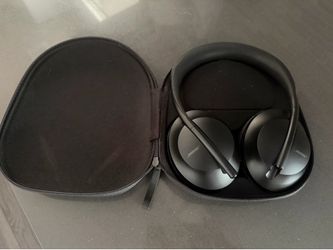 Like new Bose Quiet NC 700 Bluetooth headphones and protective case - multiple noise cancelling