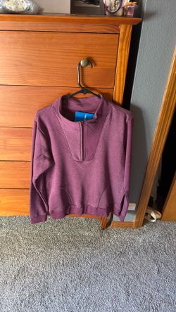 Women’s Half A Zip Sweatshirt