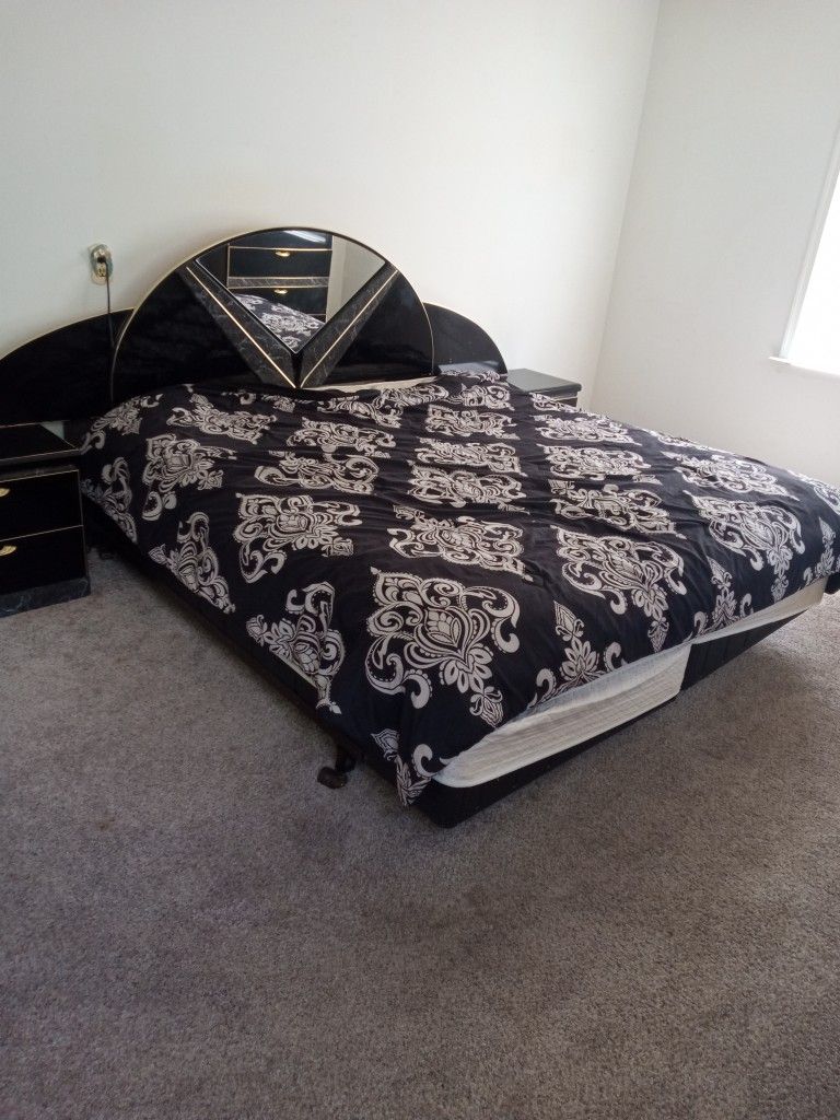 King Size Bedroom Set