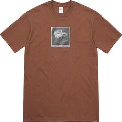 Supreme chair tee