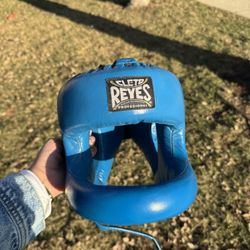 Cleto Reyes Headgear