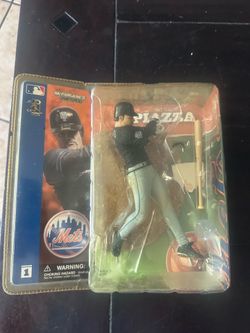 Mike Piazza 2002 sports figurine McFarlane sports