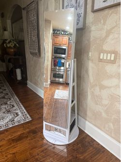 Rotating  mirror with storage