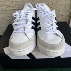 Adidas Tennis Shoe