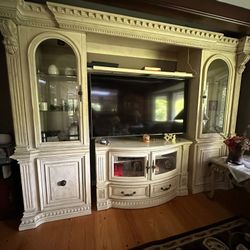 TV Stand And Cabinets 5 Pieces