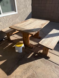 Table and bench set