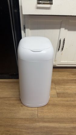 Playtex Diaper Genie Expressions - Odor Locking Diaper Pail (Bin Only)