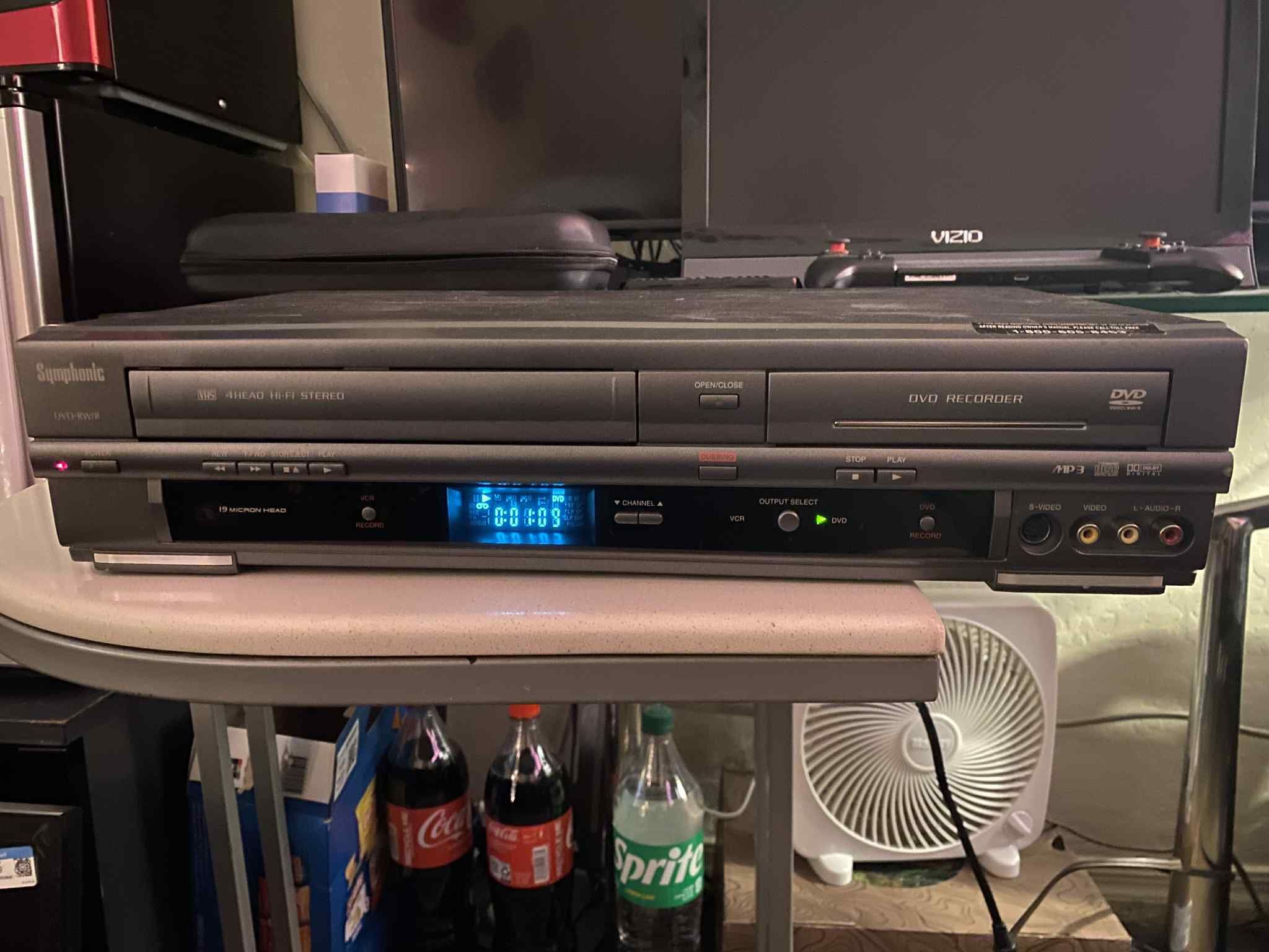 VCR/DVD Combo Player