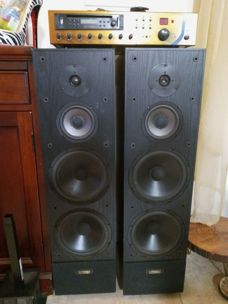 Cambridge Soundworks Tower Speakers