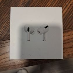Apple Airpods!