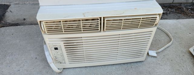 Frigidaire window A/C