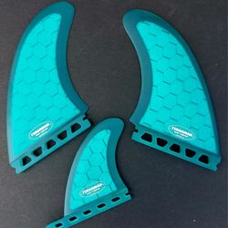 TERRAMAR SURFCO MR "BELLS  BEACH" TWIN SURFBOARD FIN W/TRAILER ALL BASES