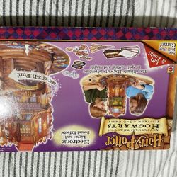 Harry Potter 3d Electronic Castle Game In Excellent Shape 