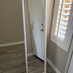 Mirror 5 Ft Tall 1 1/2 Ft Wide