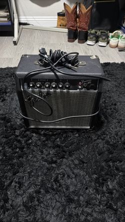 Fender Frontman 15 G