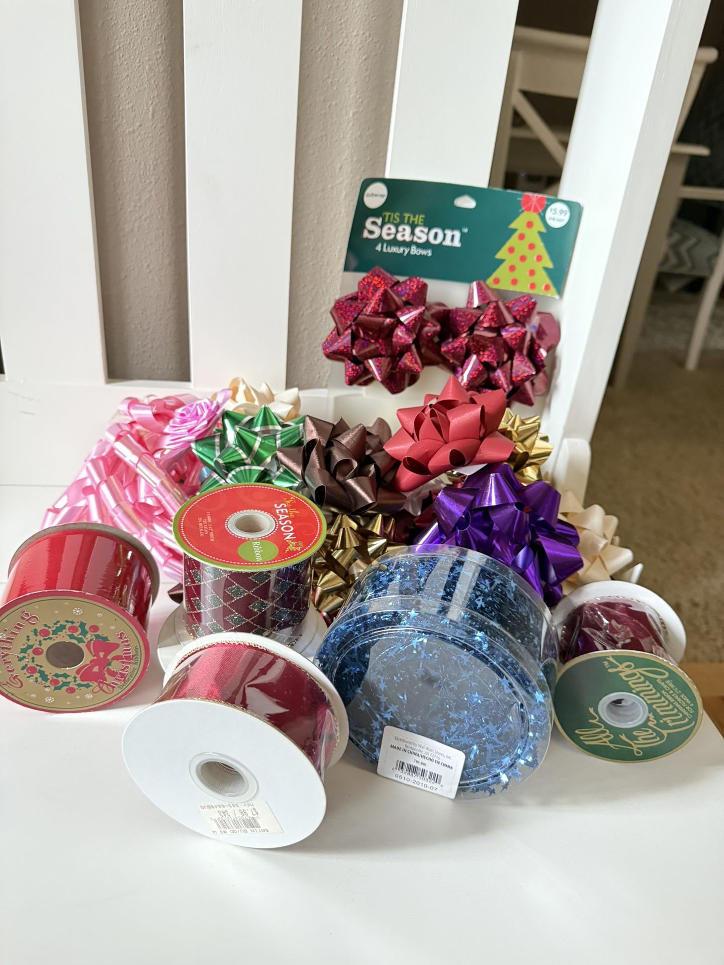 Holiday ribbons/bows ribbons are new gift bow new 