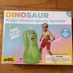 NWT Dinosaur wiggle wobble splashy sprinkler