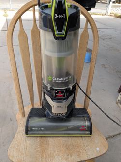BISSELL CleanView Allergen Lift-Off Pet Upright Vacuum