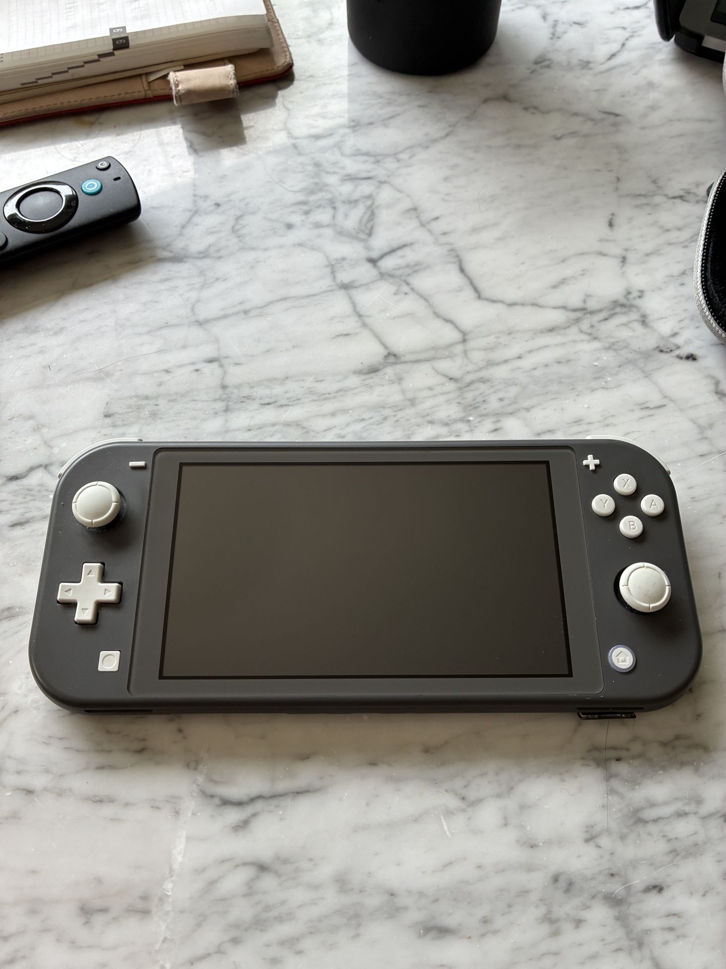 Switch lite, Case 128g Memory Card & Animal Crossing