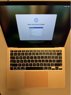 MacBook Air i3 1.1GHz/8GB/256GB Rose Gold 2020 Charger Included