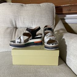 L’Artiste - Akoko-Fleur-Icem Sz 6.5 - 7 (37 EU)