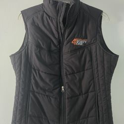 Port Authority Women's Medium Black Highlands 44 Vest Full Zip