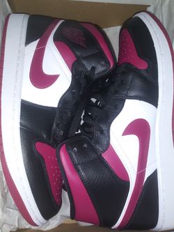 Mid Red Toes Brand New 9.5