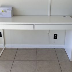Ikea Micke Desk 