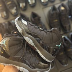 Jordan 11 Gamma Blue