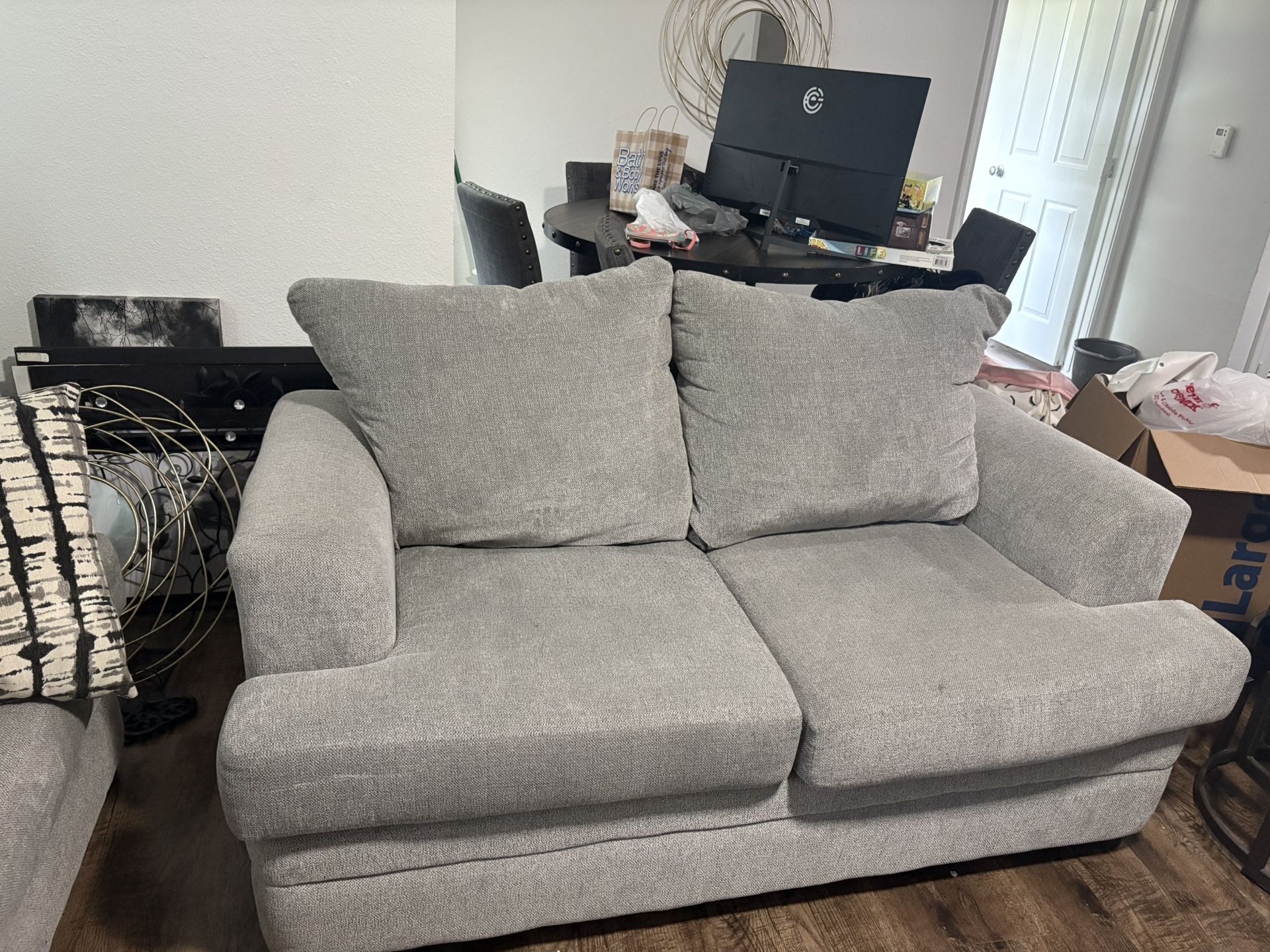 Small Couch & Love Seat