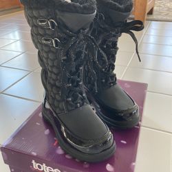 Girls Size 12 Totes Boots