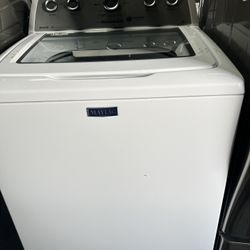 Maytag Washer Top Load 4.3 cu. ft In White