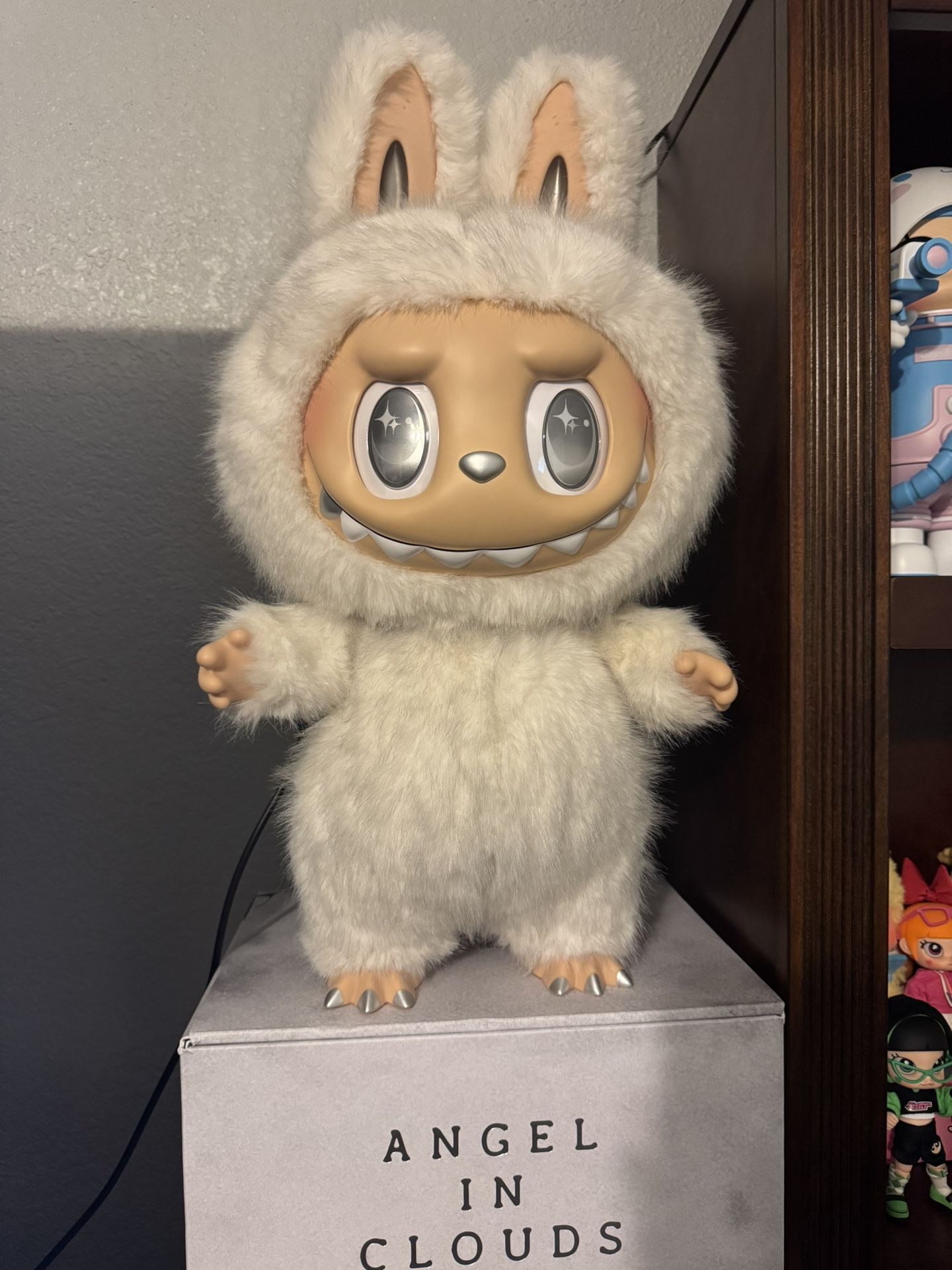 POP MART ZIMOMO LABUBU The Monsters Angel In Clouds Vinyl Doll